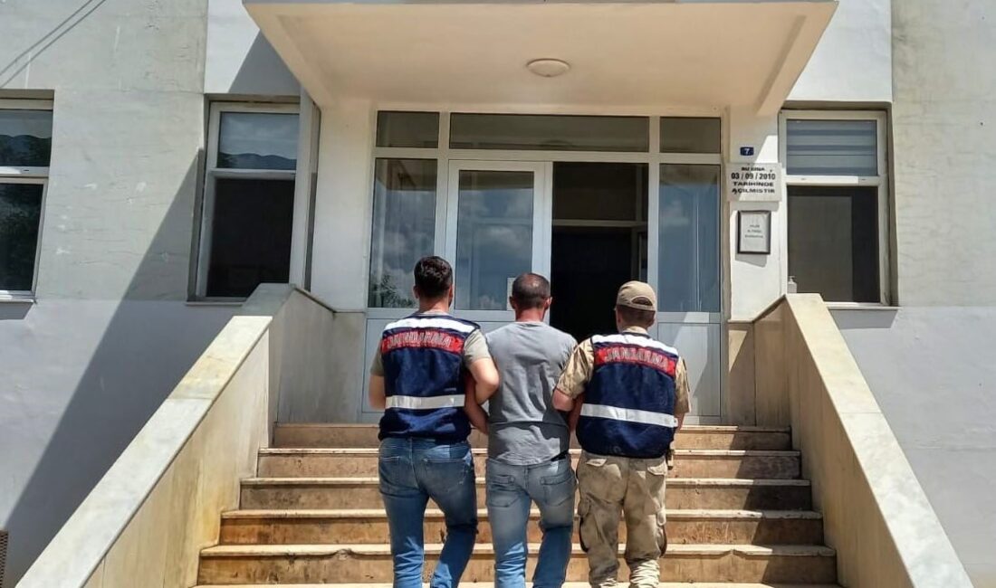 Tunceli’de kasten öldürme suçundan aranan şahıs jandarma ekiplerince yakalandı. Şahıs,
