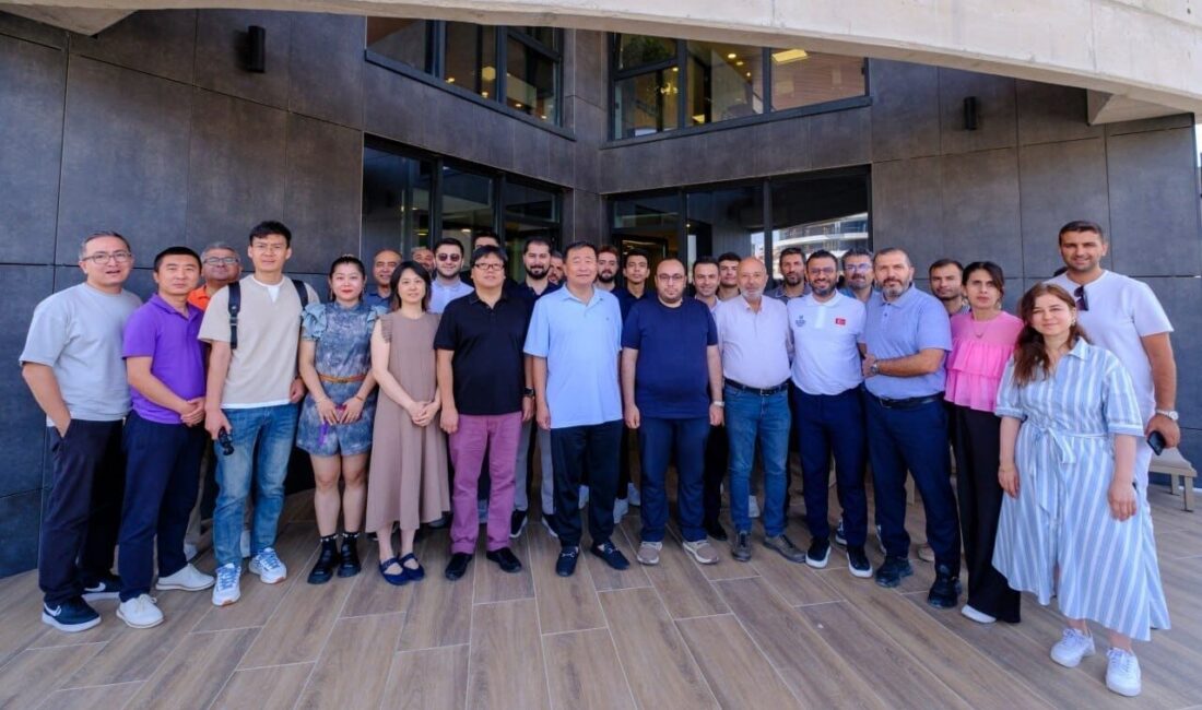 Türk ve Çinli yetkililer China Mall Ankara Projesi için Ankara’da