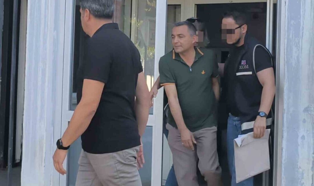 Manavgat Belediyesi’ne yönelik yürütülen ‘Rüşvet’ soruşturmasında Manavgat Belediye Başkanı Niyazi