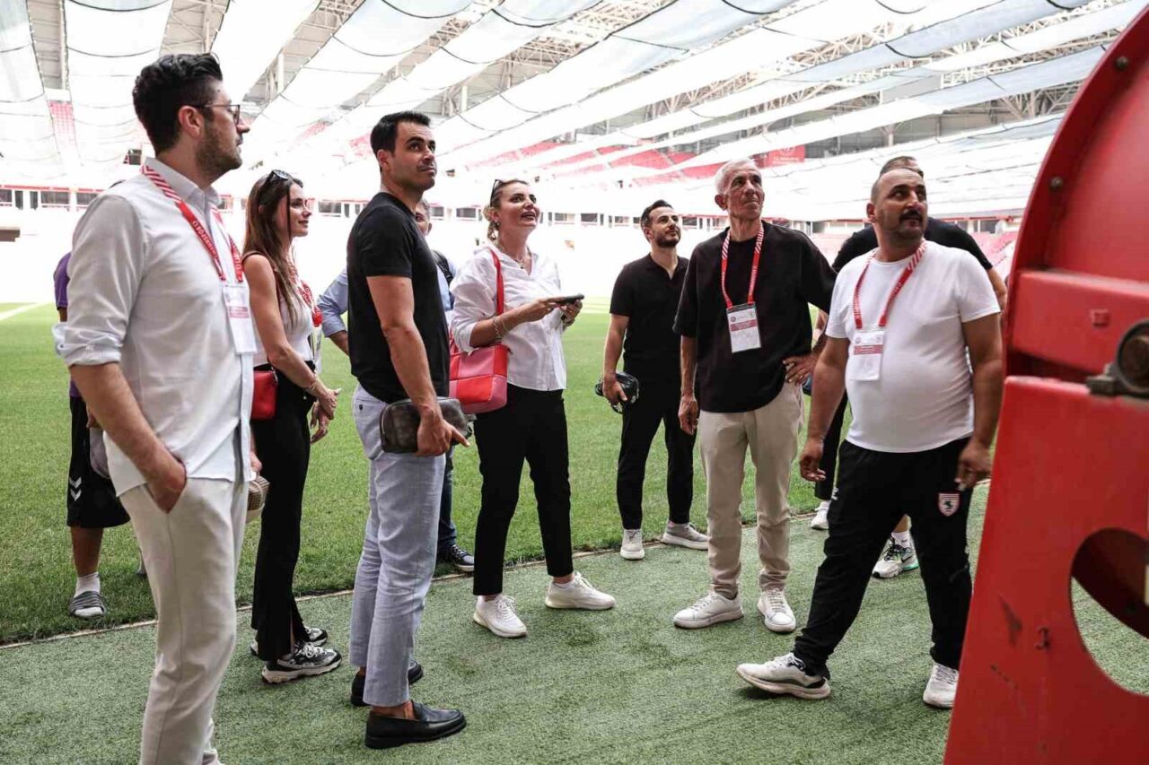 Süper Lig ekiplerinden Samsunspor, UEFA Avrupa Ligi play-off karşılaşmaları öncesinde