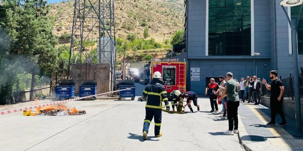 Şırnak’ın Uludere ilçesinde muhtemel acil durumlara karşı hazırlıklar sürüyor. Uludere