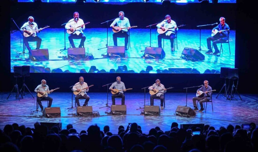 Türkiye’nin en köklü uluslararası etkinliklerinden 63. Uluslararası Bursa Festivali’nde ’Türküler
