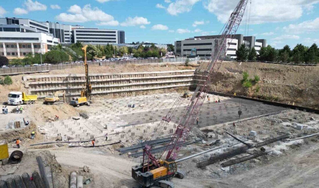 Büyükşehir Belediyesi’nin Umuttepe Kampüsü’ndeki cami ve otopark projesi sıkıntısız devam