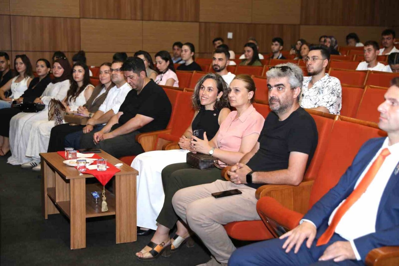 Samsun Büyükşehir Belediyesi, üniversiteye adım atmaya hazırlanan gençlere yönelik tercih