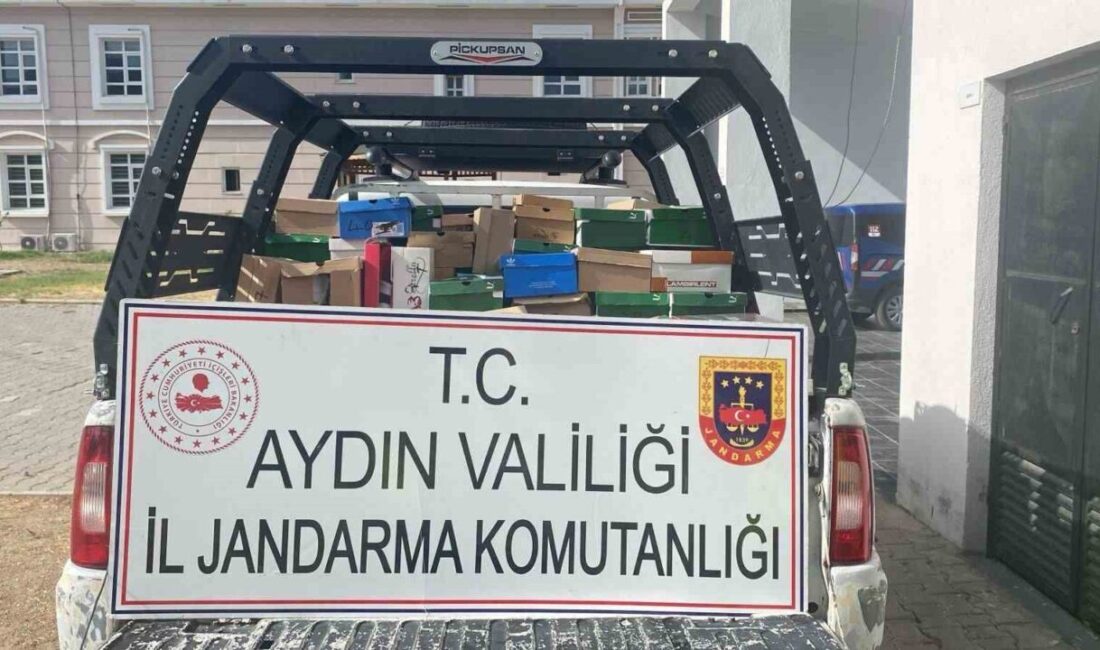 Ünlü spor ayakkabısı markalarının taklitlerini satmak amacıyla İzmir’den Aydın’ın Germencik