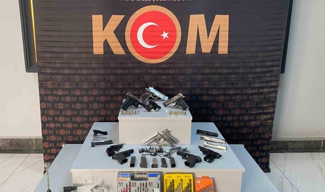 Uşak İl Emniyet Müdürlüğü KOM Şube Müdürlüğü ekiplerinden bir adrese