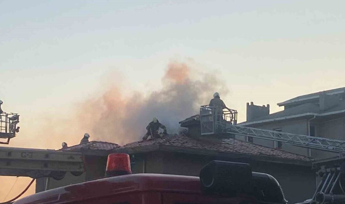 Üsküdar’da 3 katlı binanın çatısında bina sakinleri mangal yaptığı sırada