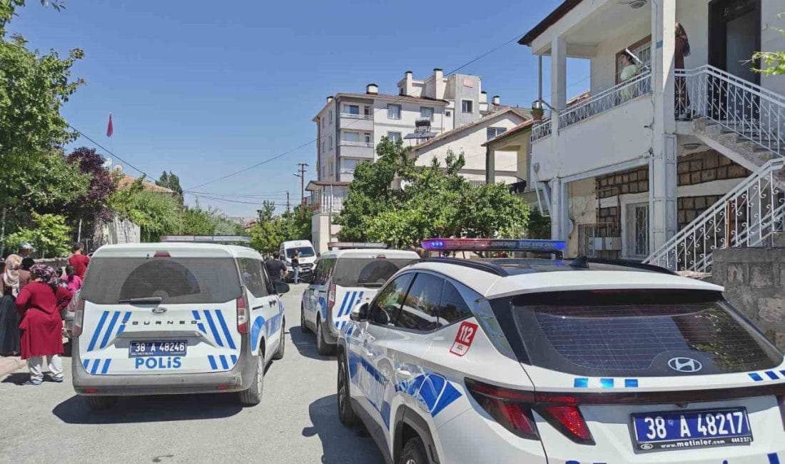 Kayseri’nin Kocasinan ilçesinde bir adam önce üvey kızını silahla ağır