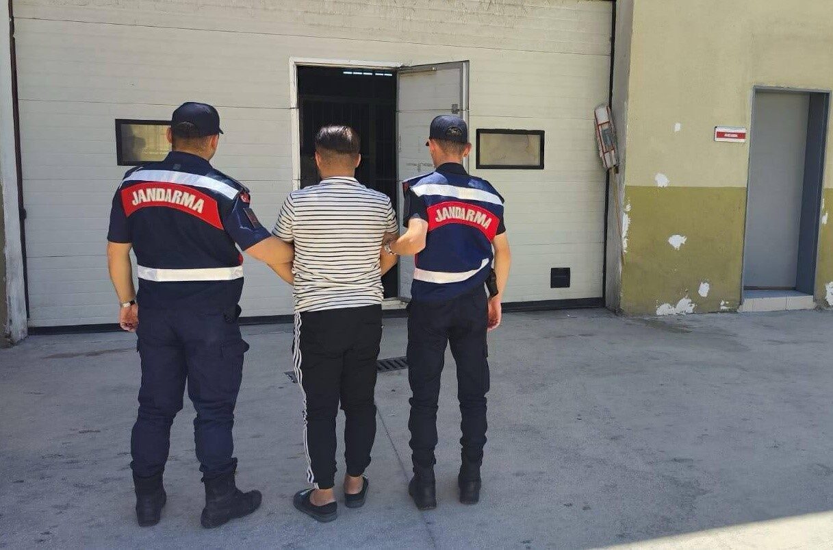 Gaziantep’te uyuşturucu madde suçundan 14 yıl kesinleşmiş hapis cezasıyla aranan