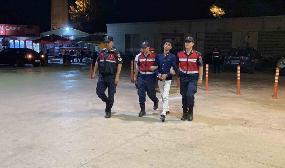 Bursa’nın İnegöl ilçesinde Jandarma komutanlığı ekipleri uyuşturucu hap satışı yapan