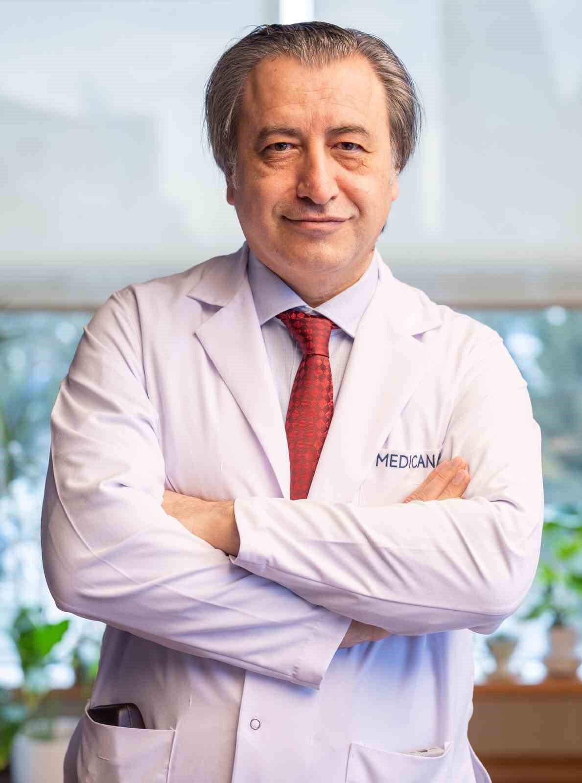 Orman yangınları sırasında ortaya çıkan dumanın, havada asılı kalan ince