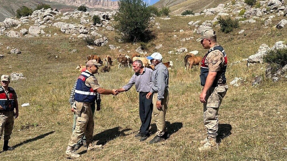 Erzincan’ın Üzümlü ilçesine bağlı Kureyşlisarıkaya köyü Sedo mezrasında 4 gündür