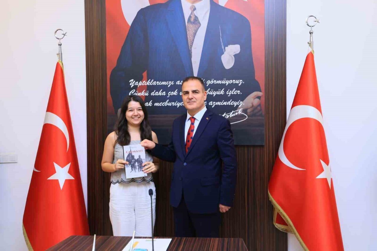 2025 Yükseköğretim Kurumları sınavında (YKS) ilk bine giren öğrenciler Vali