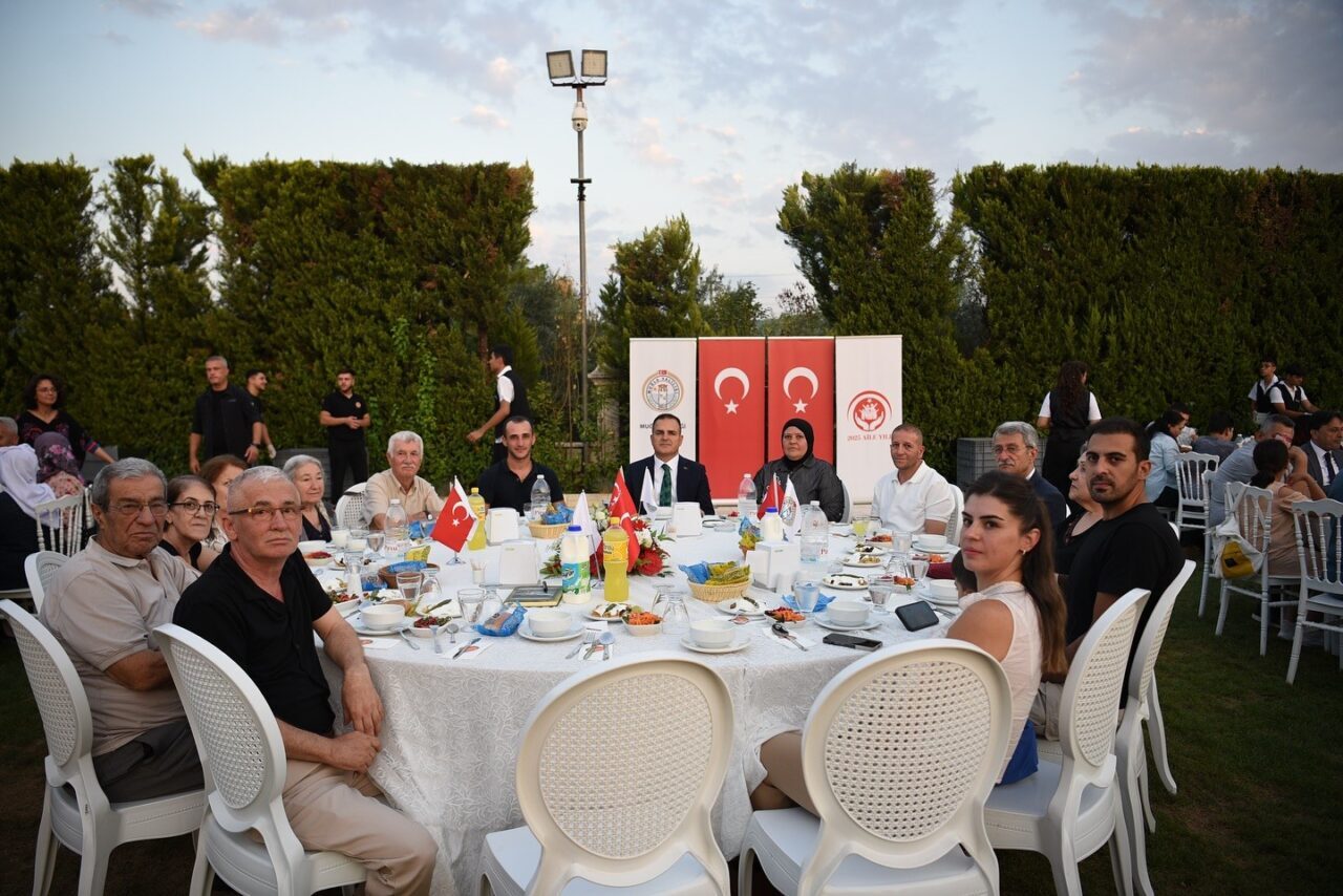 Muğla Valisi Dr. İdris Akbıyık, 15 Temmuz Demokrasi ve Millî