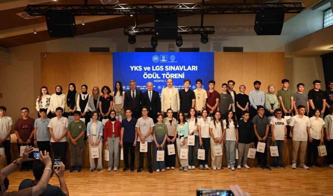 Konya Valisi İbrahim Akın ve Konya Büyükşehir Belediye Başkanı Uğur