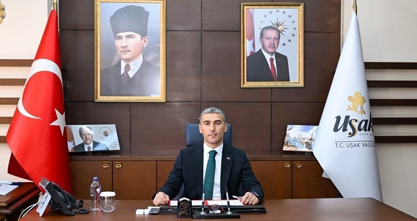 Uşak Valisi Naci Aktaş, 15 Temmuz Demokrasi ve Milli Birlik