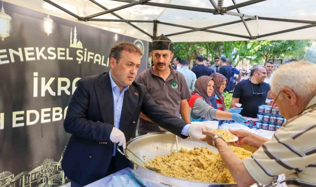 Bilecik Valisi Faik Oktay Sözer, Şeyh Edebali Külliyesi’nde düzenlenen geleneksel