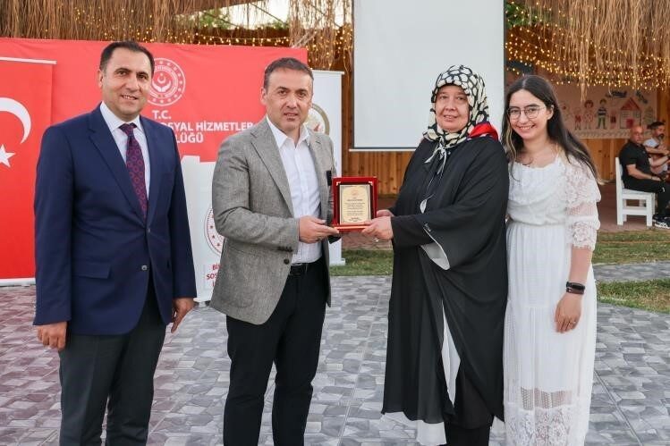 Vali Faik Oktay Sözer, Aile ve Sosyal Hizmetler İl Müdürlüğü’nün