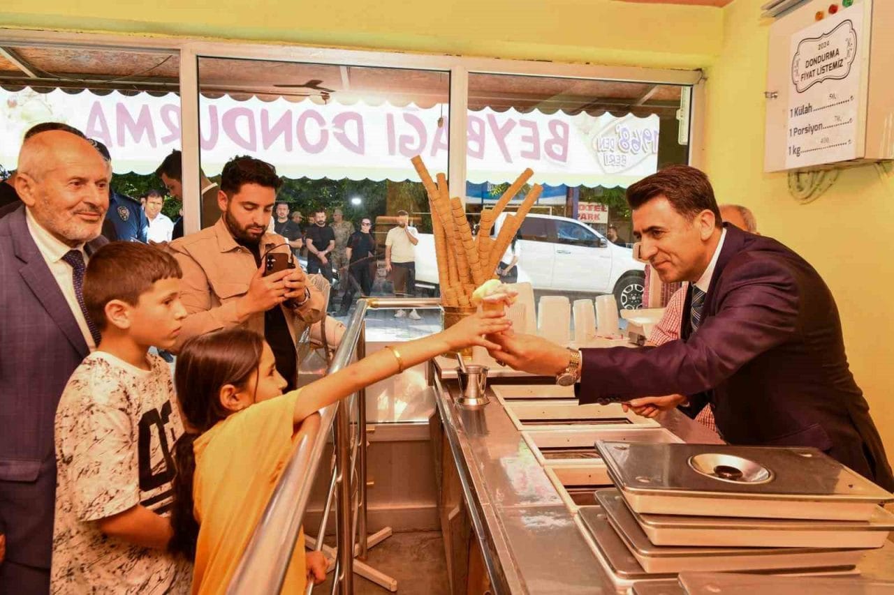 Tunceli Valisi Şefik Aygöl, Pertek ilçesine ziyaret gerçekleştirdi. Ziyarette tezgahın