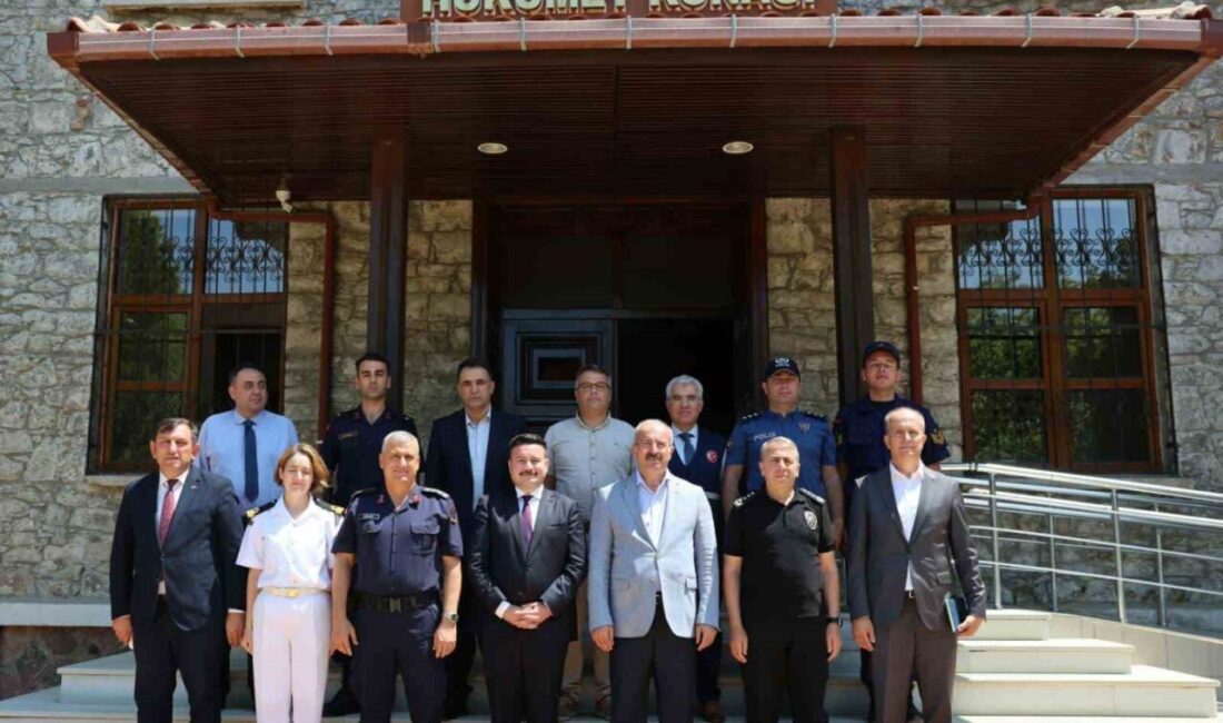 Çanakkale Valisi Doç. Dr. Ömer Toraman, göreve başlayan Gökçeada Kaymakamı