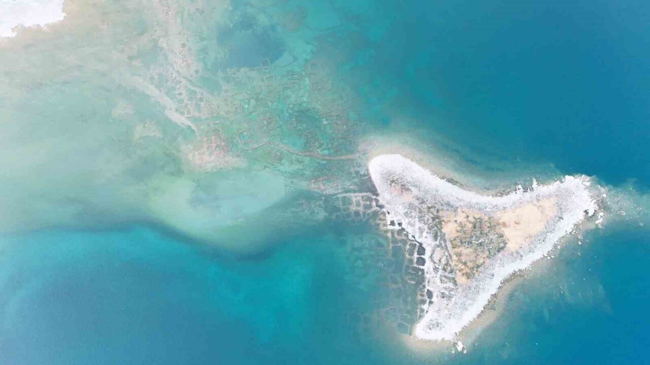 Bitlis’in Tatvan ilçesi sınırlarında yer alan Ağak Adası Yerleşim ve