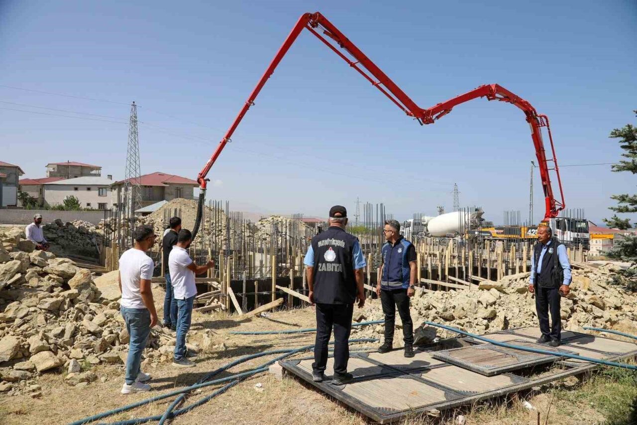 Van Büyükşehir Belediyesi, planlı şehirleşme ve afet risklerine karşı kaçak