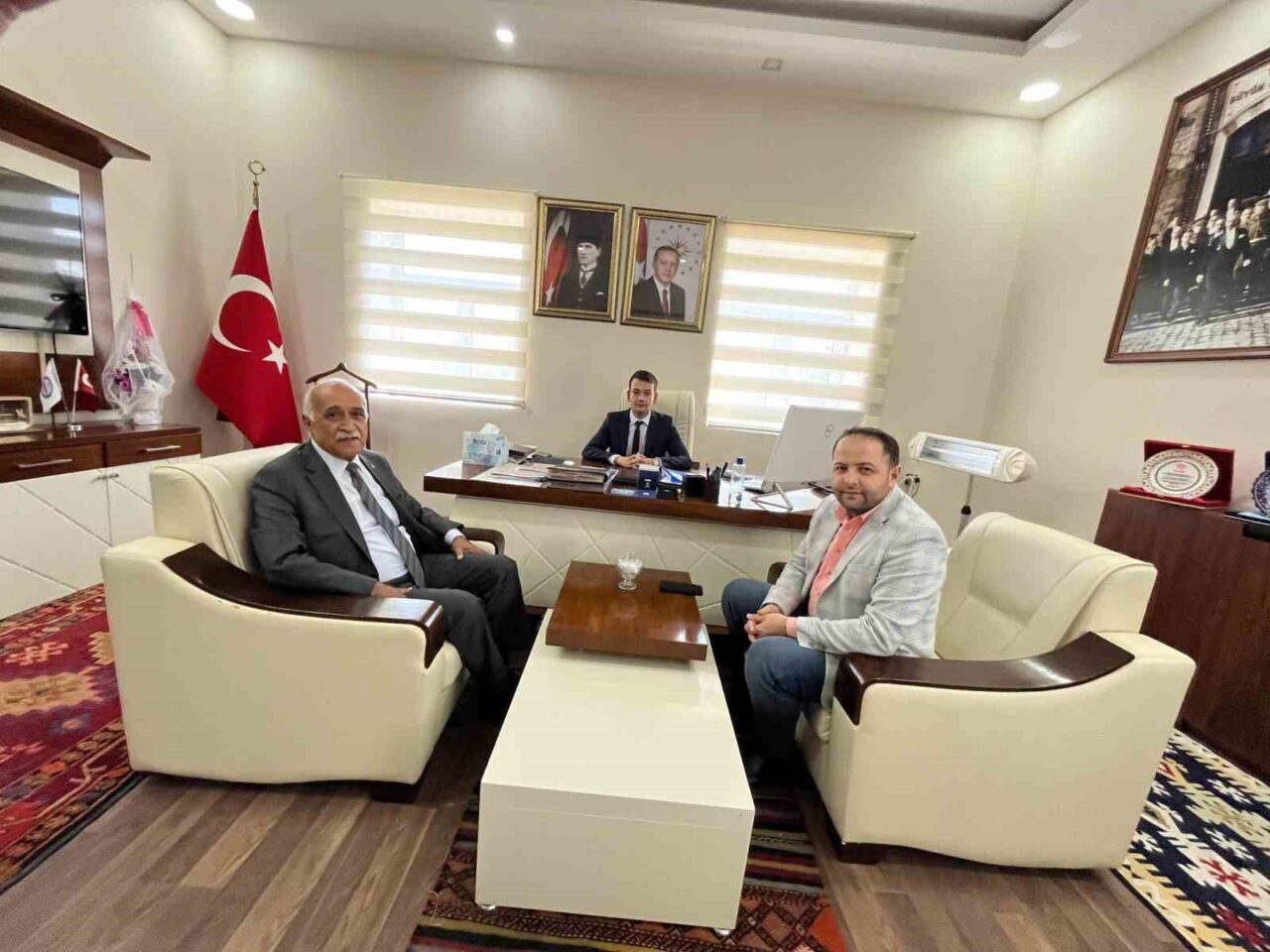 AK Parti Ardahan Milletvekili Kaan Koç, Çıldır’a gerçekleştirdiği ziyaret kapsamında