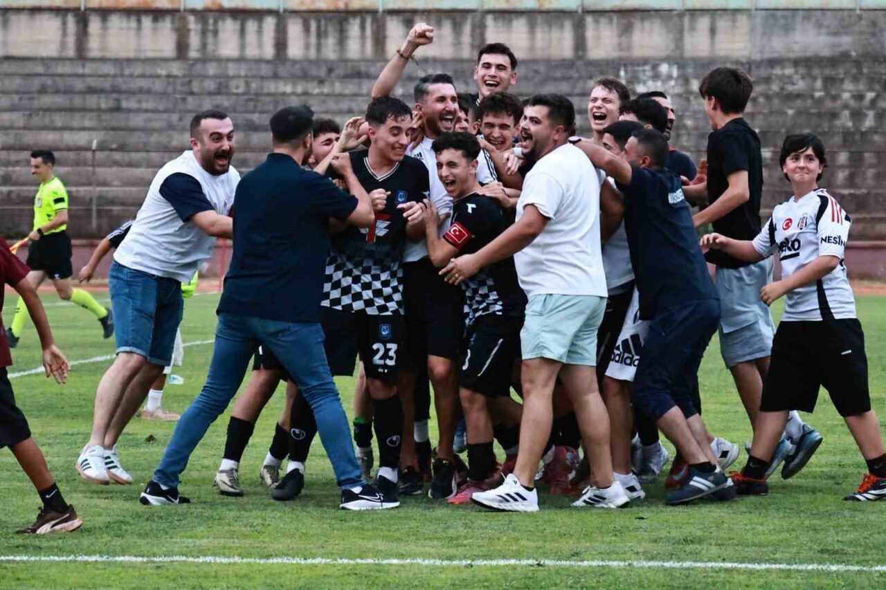 Yalova’da, Türkiye Futbol Federasyonu tarafından düzenlenen U17 Türkiye Şampiyonası Finali’nde