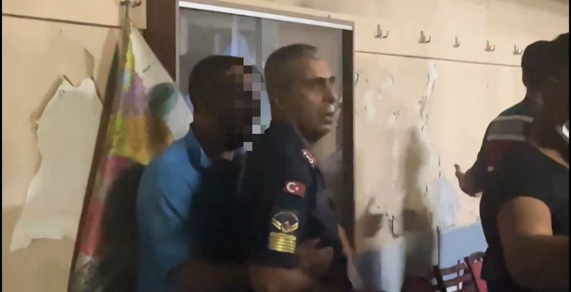 Bursa’da orman yangınına yardım için gelenler arasında bir kişinin hırsızlık