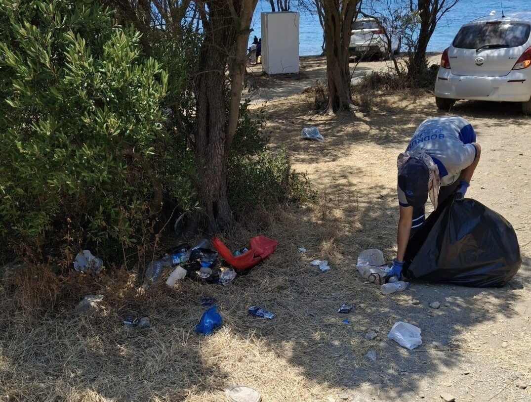 Bodrum Belediyesi Temizlik İşleri Müdürlüğü, artan sıcaklıklarla birlikte meydana gelebilecek