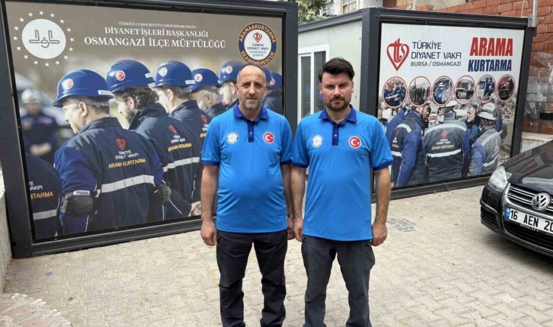 Bursa’nın Harmancık ilçesinde orman yangınını söndürme çalışmaları esnasında itfaiye aracının