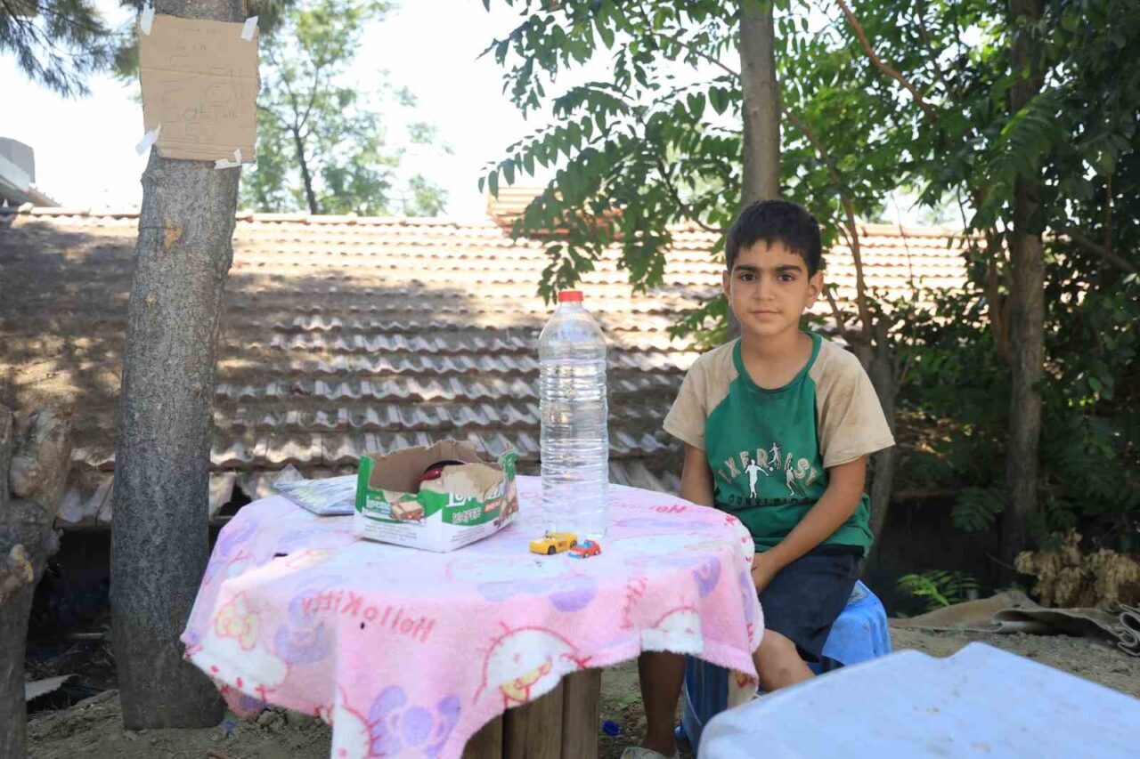Hatay’da sanayide çıraklık yapmak isteyen çocuk, yaşının küçük olması dolayısıyla