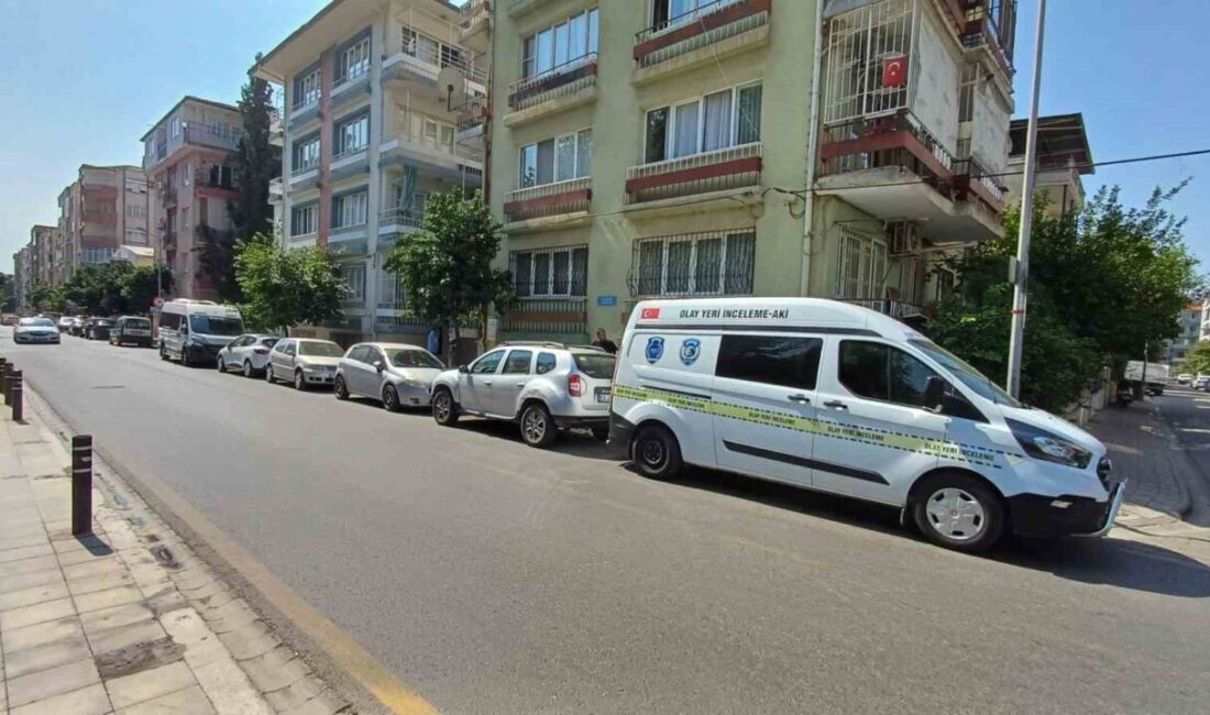 Aydın’ın Efeler ilçesinde yaşayan 80 yaşındaki Ekrem Uysal evinde ölü