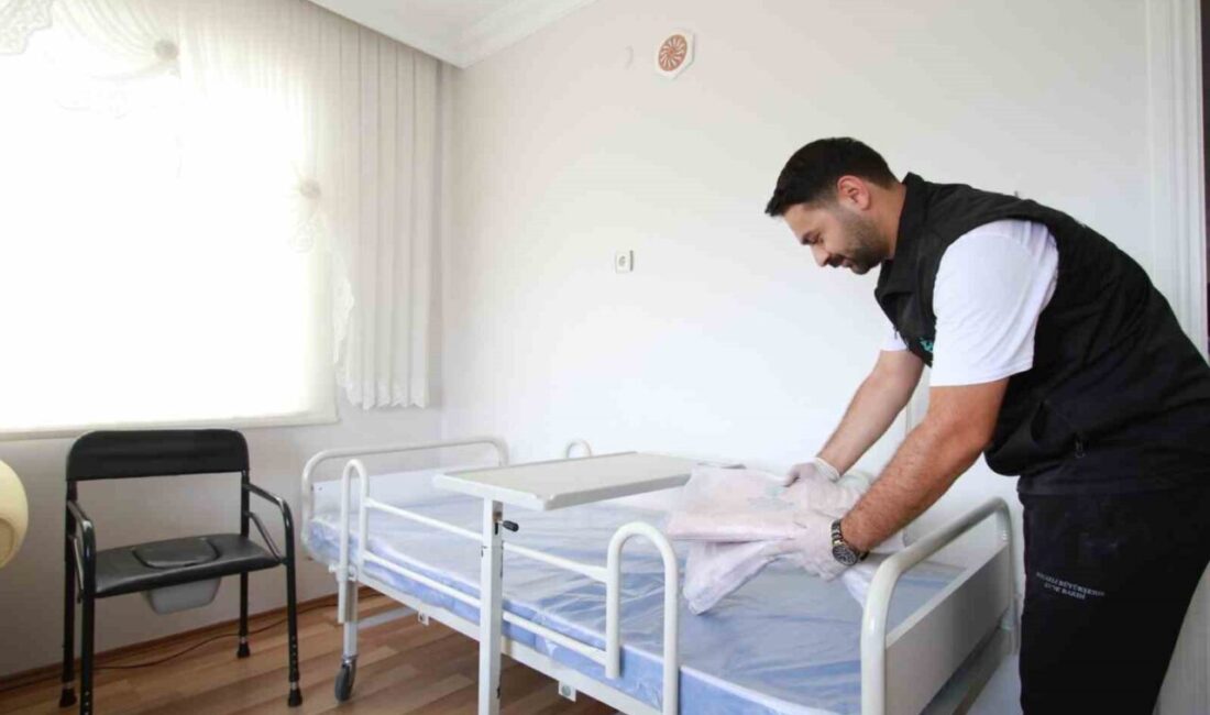 Kocaeli Büyükşehir Belediyesi, yatağa bağımlı bireylerin evde daha konforlu ve