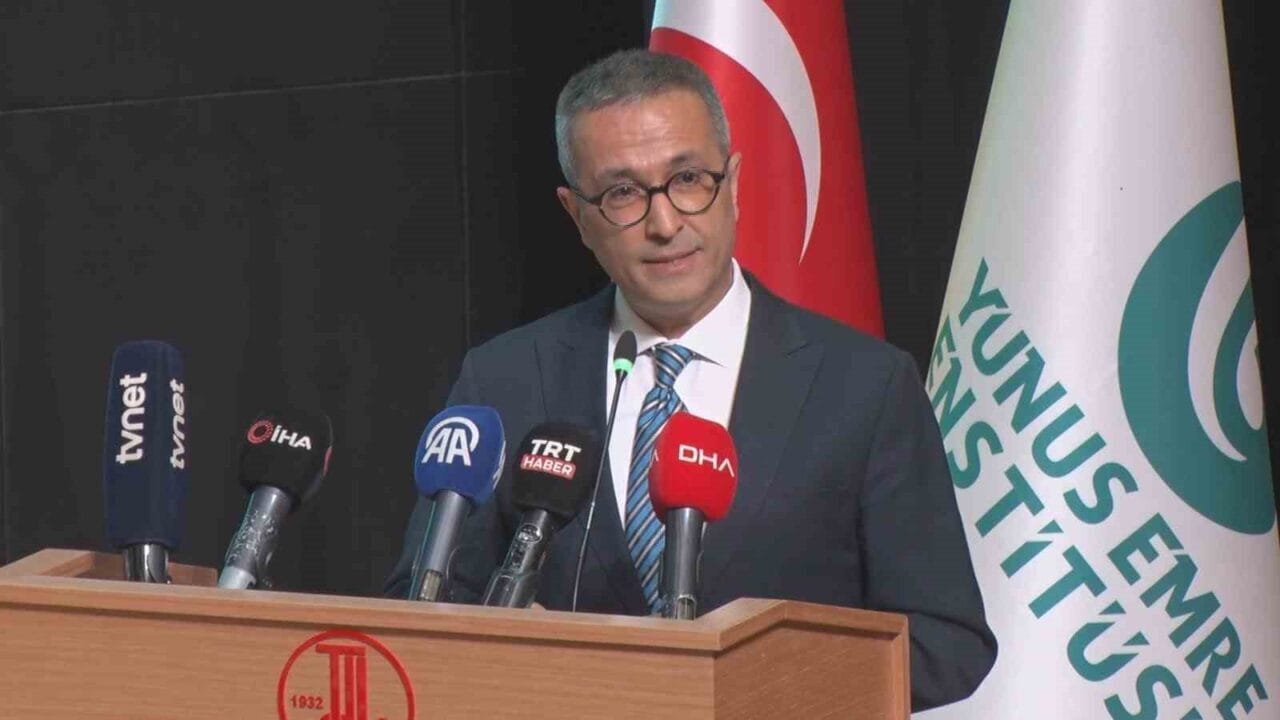 Ankara’ da Yunus Emre Enstitüsü’nün (YEE) düzenlemiş olduğu Türkçe/Türkoloji/Tematik Yaz