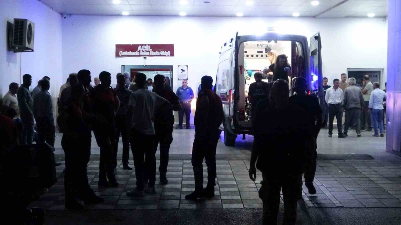 Malatya’nın Yeşilyurt ilçesinde, 62 yaşındaki bir şahıs yem makinesine düşerek