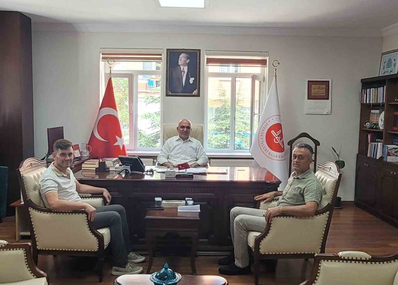 Afyonkarahisar Anıtkaya Köyü Muhtarı Mehmet Ali Tetik ve Anıtkaya Köyü