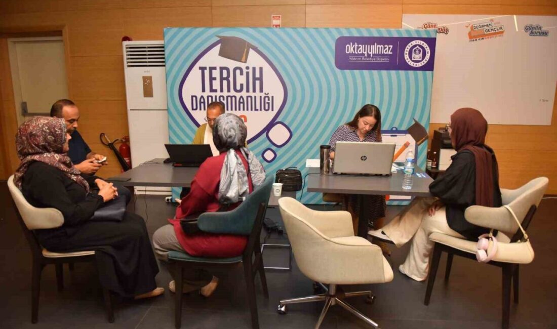 Yüksek Öğretim Kurumları Sınavı sonuçlarının açıklanmasının ardından üniversite heyecanı yaşayan