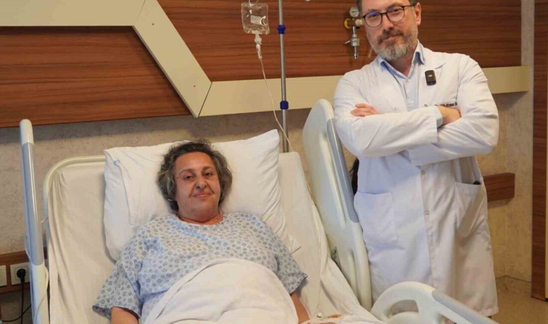 Burnundan sürekli sıvı gelmesi şikayetiyle uzun süre alerji tedavisi gören