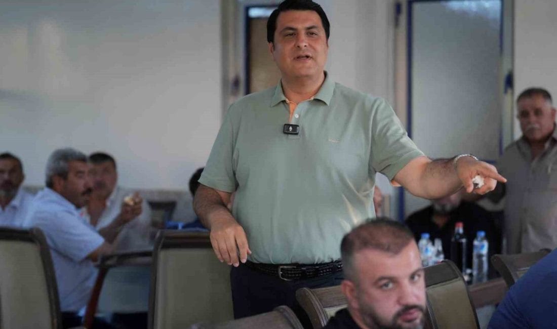 Şehitkamil Belediye Başkanı Umut Yılmaz, 42 mahalle muhtarı ile bir