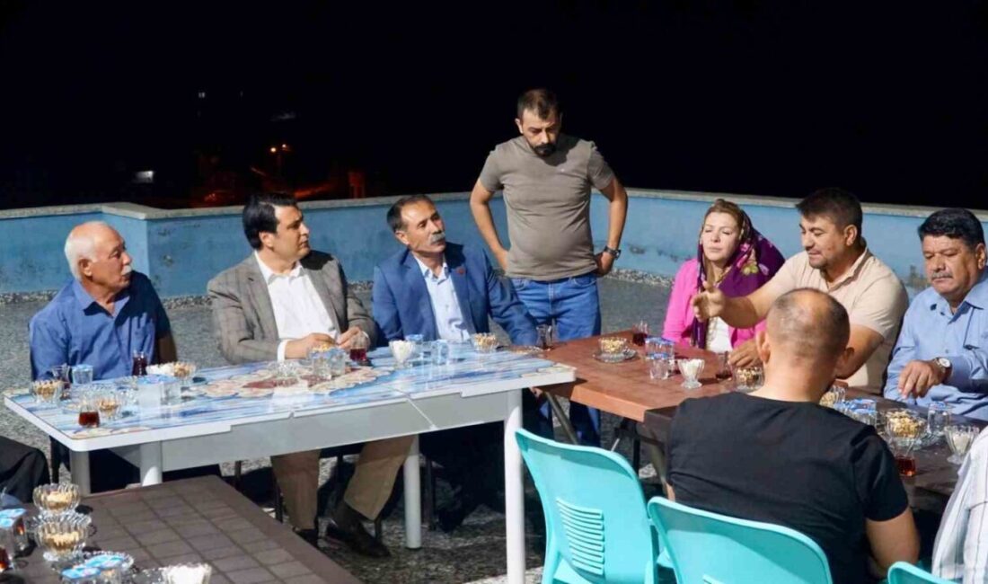 Şehitkamil Belediye Başkanı Umut Yılmaz, Uğruca Mahallesi’ni ziyaret ederek, bölge