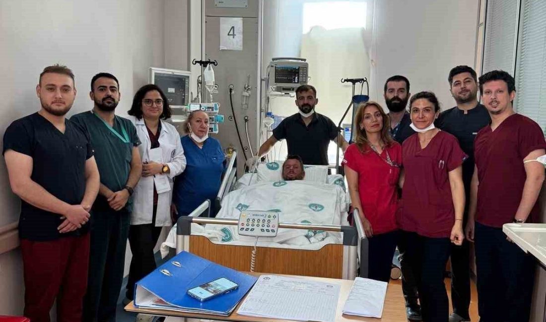 Balıkesir’de evde kendi imkanları ile yaptığı sahte içkiyi kullanan vatandaş