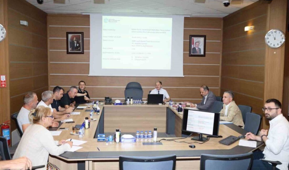 Kocaeli Büyükşehir Belediyesi Encümeni’nde kuralları ihlal eden şoförlere idari para