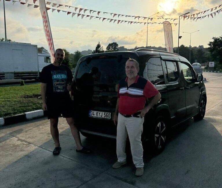 Polonya’dan başlayan dünyanın en uzun rallilerinden biri olan Zlombol Rallisinin