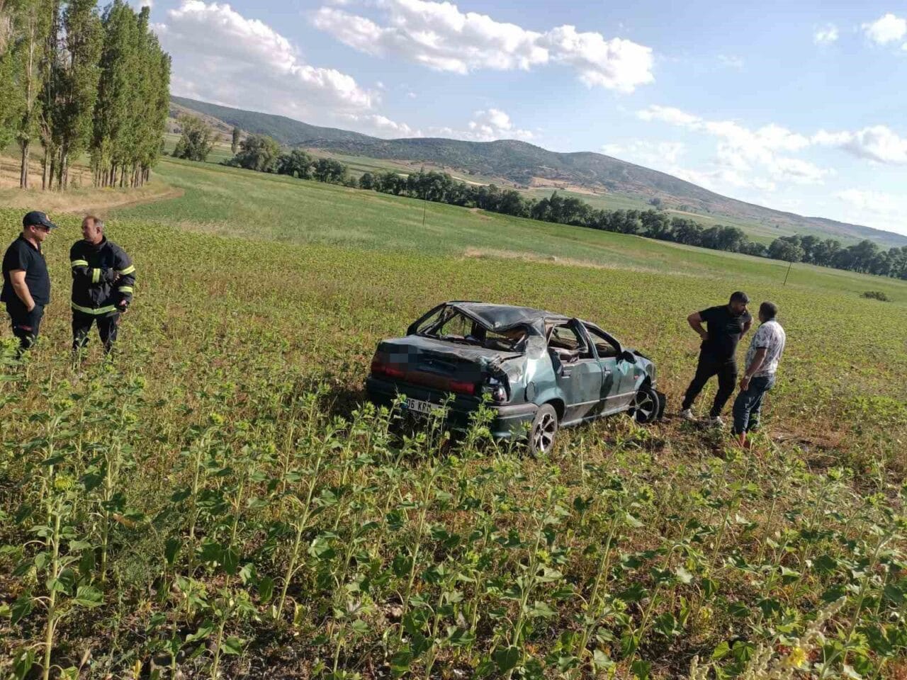 Çorum’un Alaca ilçesinde yoldan çıkan otomobilin tarlaya uçtuğu kazada 1
