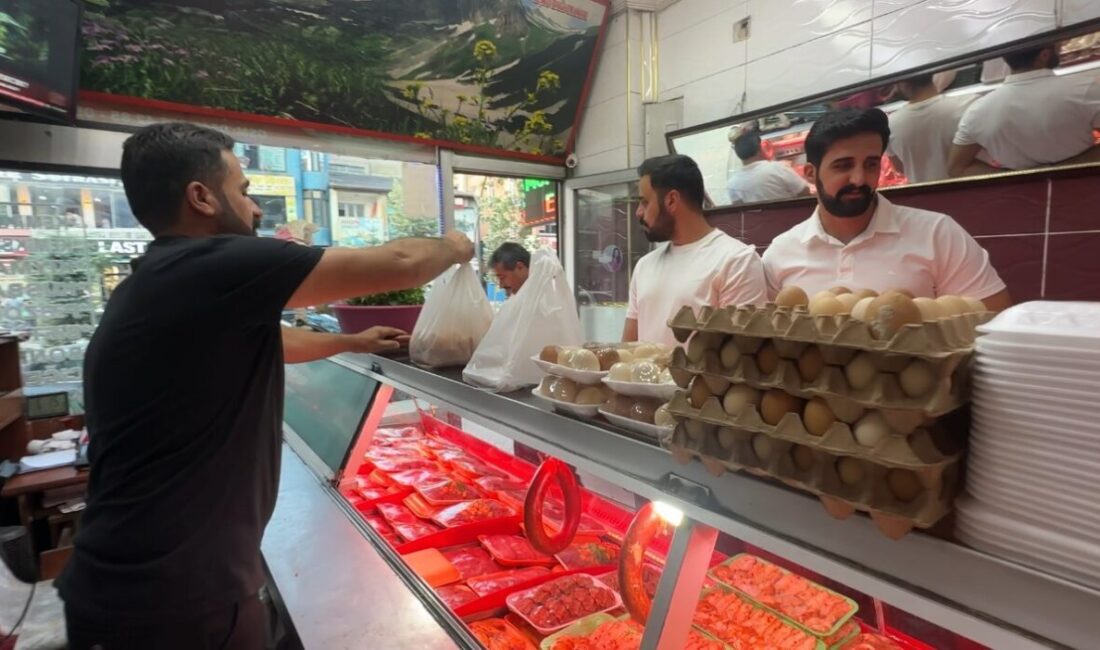 Hakkari ve ilçelerinde hayvanlarda görülen şap hastalığına karşı ekiplerin önlemleri