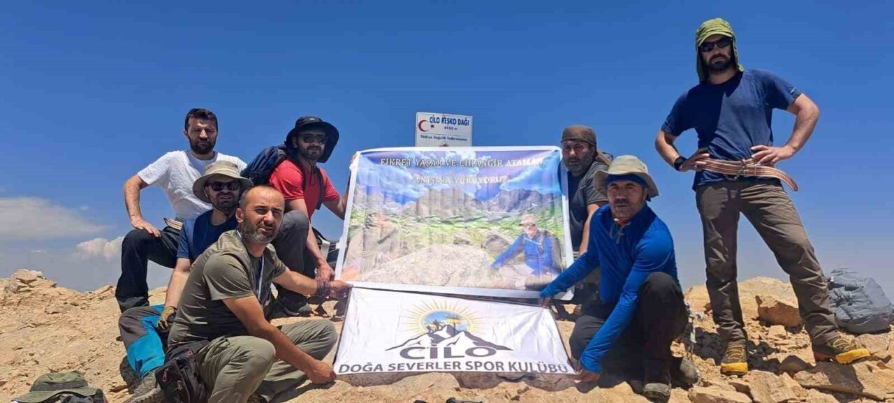 Hakkari’de Yüksekova Cilo Doğasever Spor Kulübü üyeleri, Türkiye’nin ikinci en