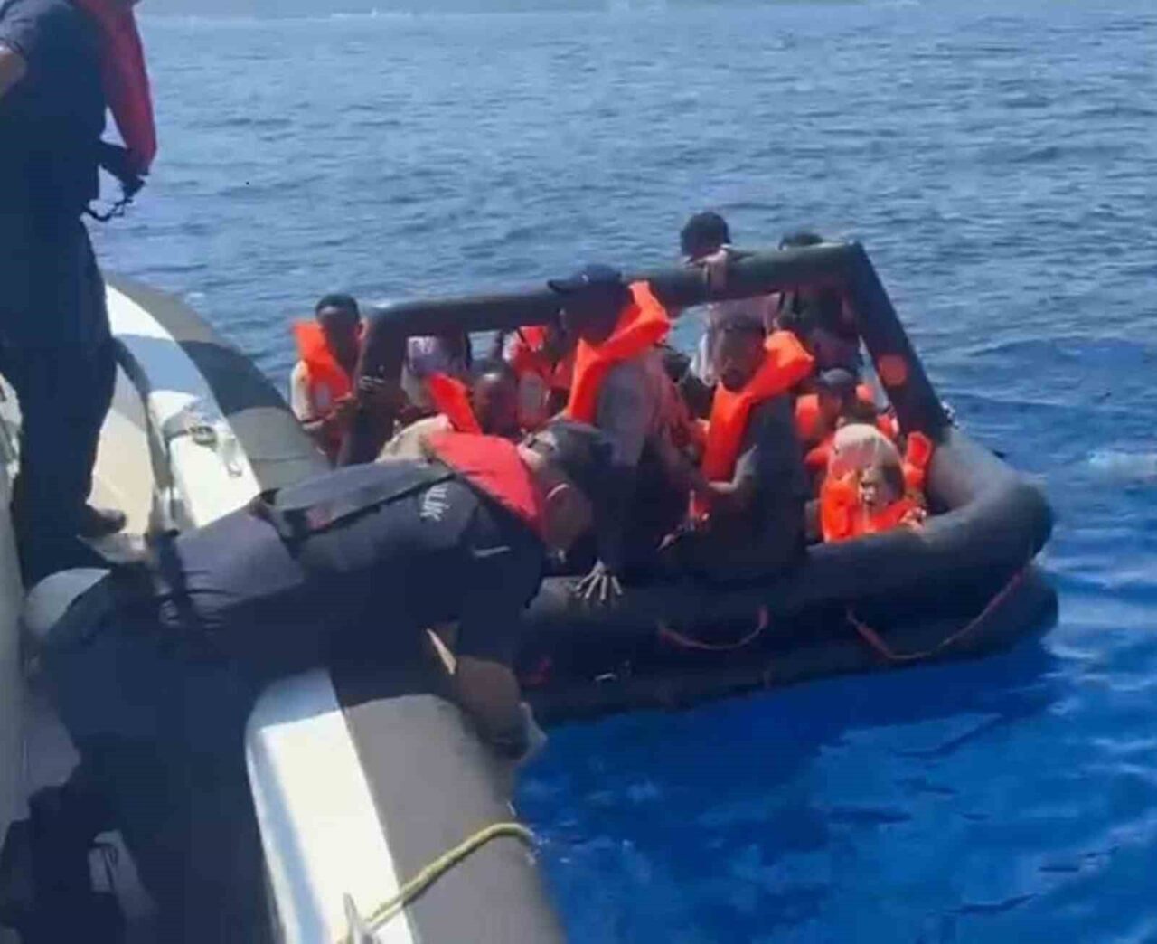 Muğla’nın Datça ilçesi açıklarında Yunanistan sahil güvenlik unsurları tarafından can