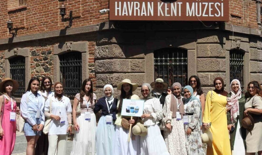Balıkesir Üniversitesi ile Yunus Emre Enstitüsü arasında imzalanan protokol çerçevesinde,