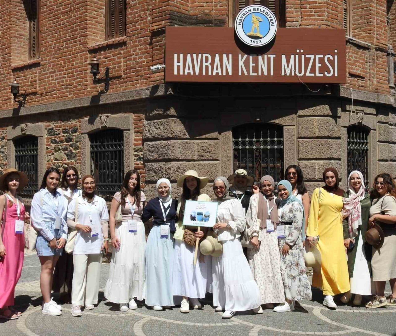 Balıkesir Üniversitesi ile Yunus Emre Enstitüsü arasında imzalanan protokol çerçevesinde,